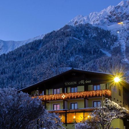 Cafe Pension Alpina Innsbruck Exterior photo