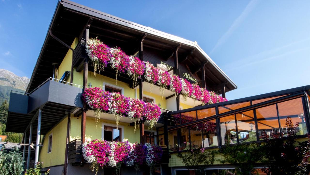 Cafe Pension Alpina Innsbruck Exterior photo