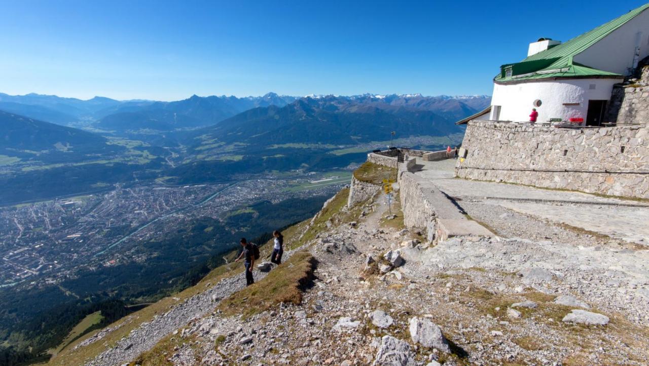 Cafe Pension Alpina Innsbruck Exterior photo